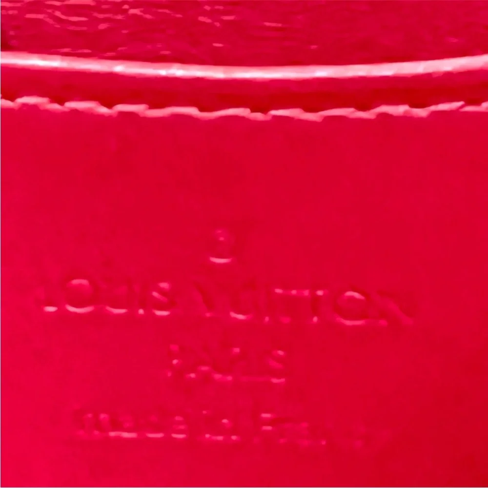 Louis Vuitton Vernis Cherry Red Zipper
Coin Purse - Picture 8 of 8